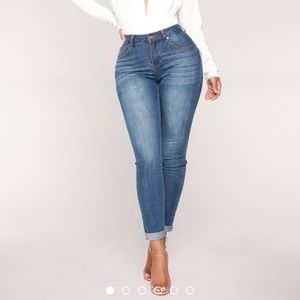 Fashion Nova Medium Wash Ankle Jeans